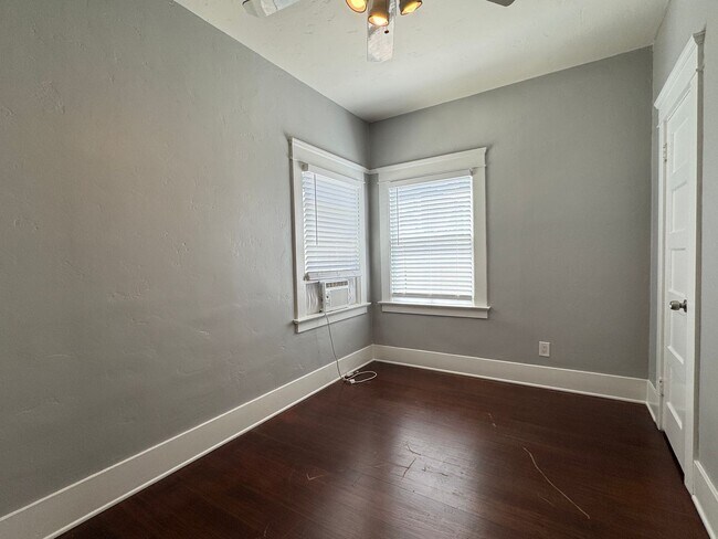 Building Photo - 2129 B St