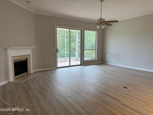 Building Photo - 5539 London Lake Dr W