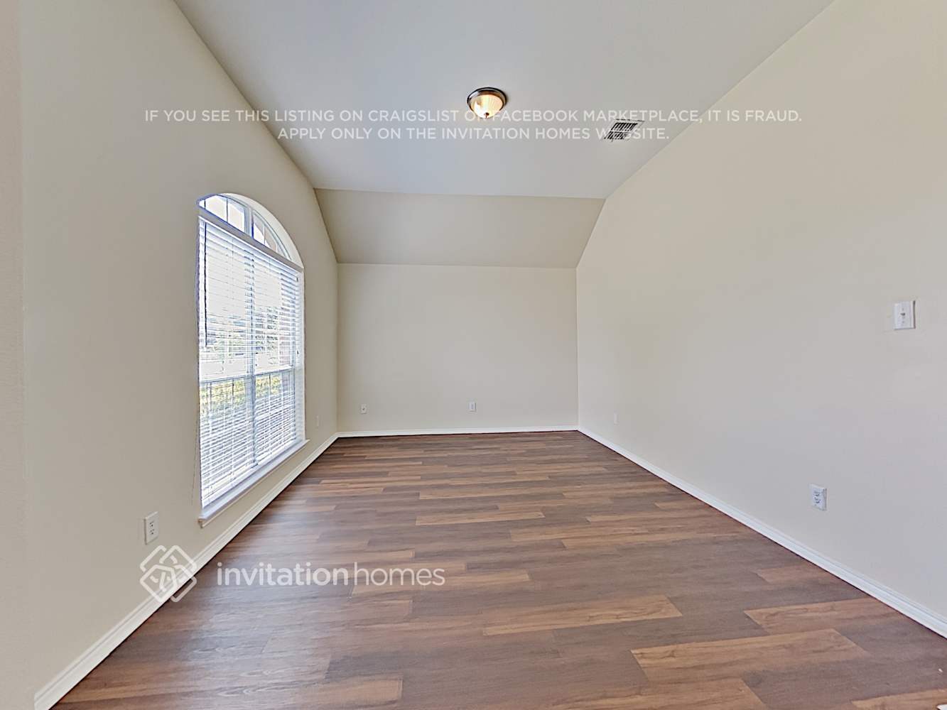 Building Photo - 9181 Prestwick Dr