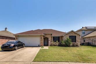 Building Photo - 3452 Quannah Dr