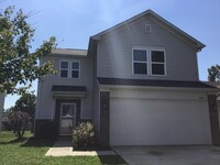 Building Photo - 4 bed 2.5 in Greenwood with HUGE fenced in...