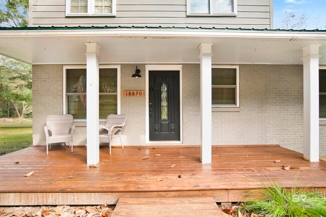 Building Photo - 18870 Highland Dr