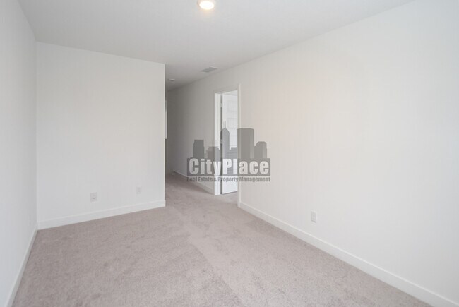 Building Photo - 6573 Halsey St