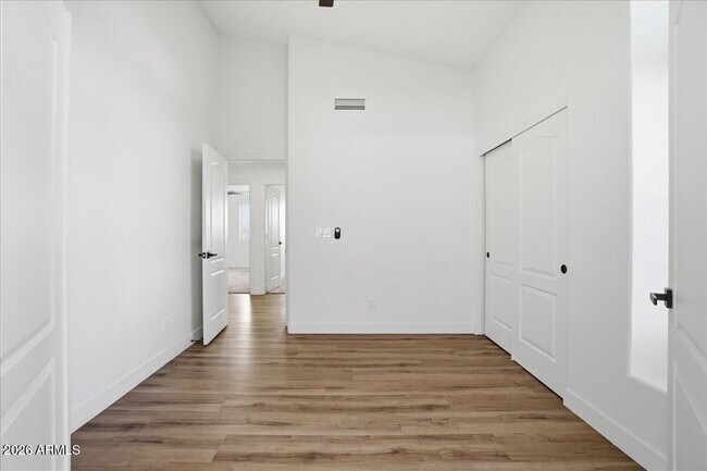 Building Photo - 3743 W Shannon St