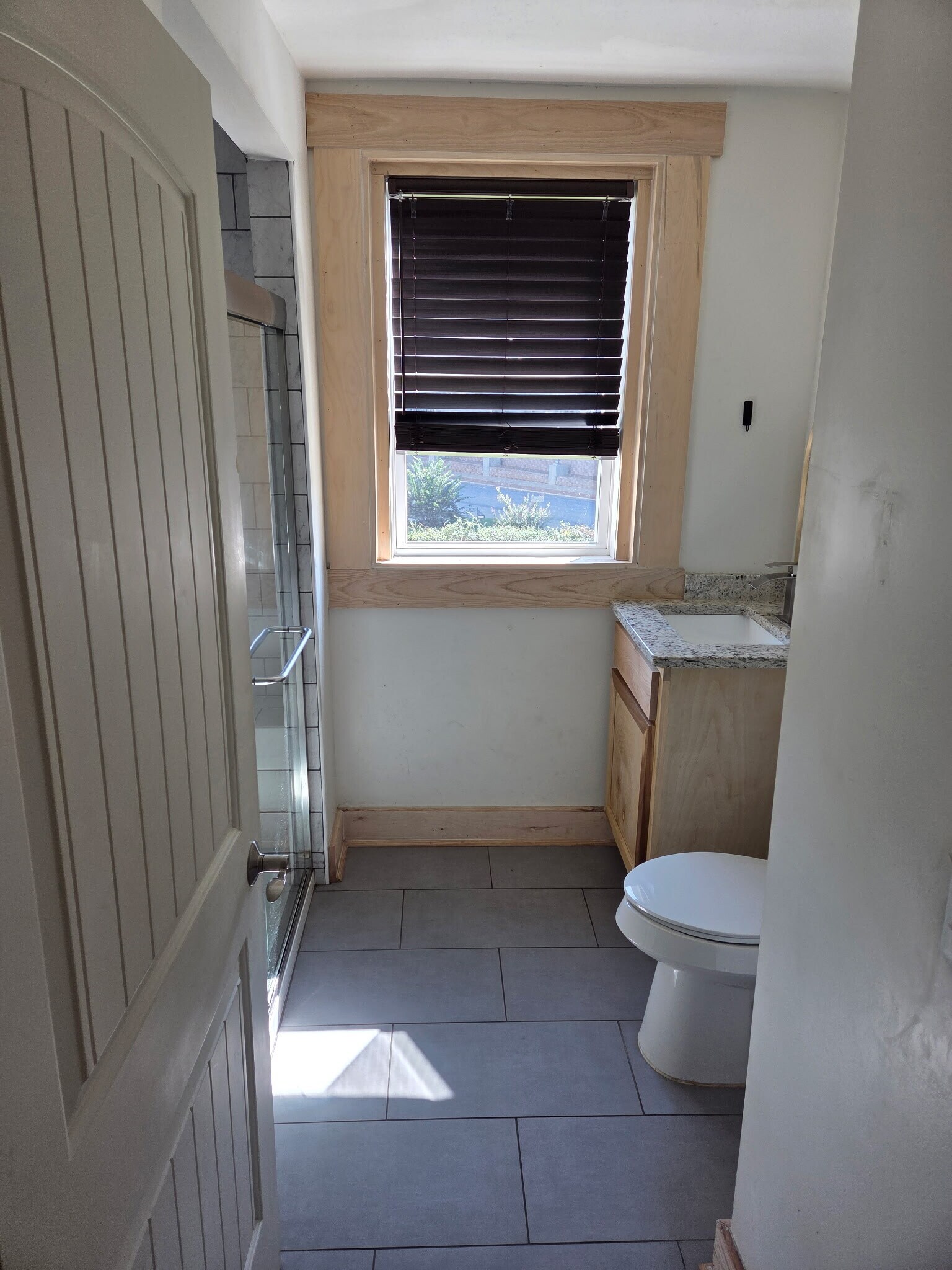 Bathroom - 530 N Royal Ave