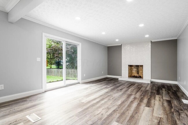 Building Photo - 2125 Scottingham Dr