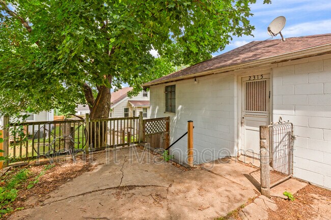 Building Photo - 2315 N. 61st.