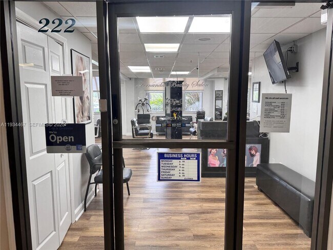 Building Photo - 5161 Collins Ave