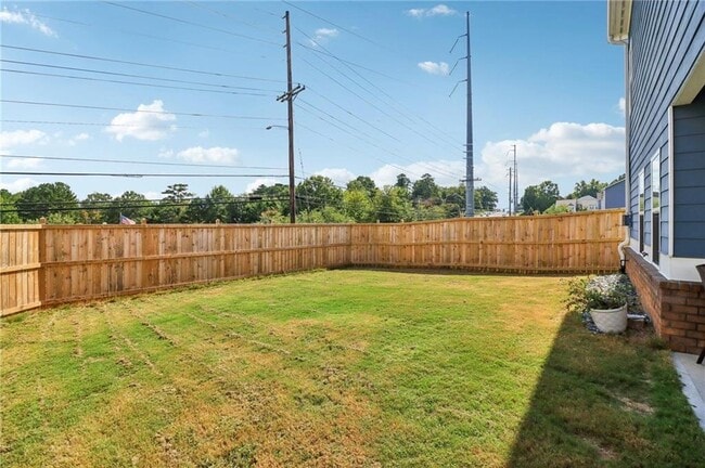 Building Photo - 3890 Clarington Dr