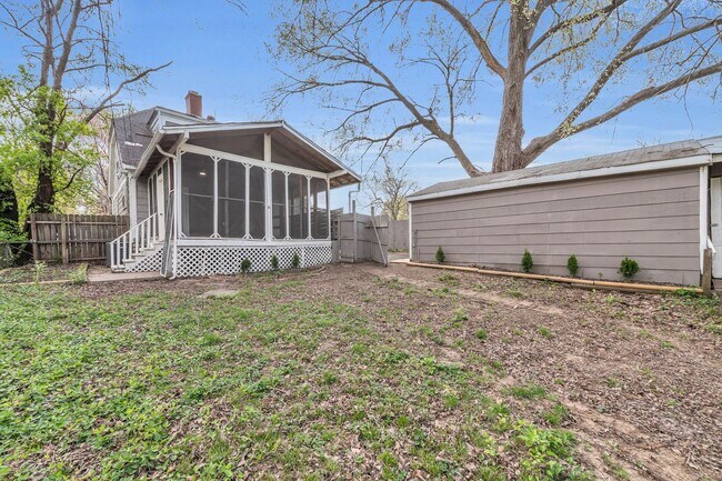 Building Photo - 2110 S Sterling Ave