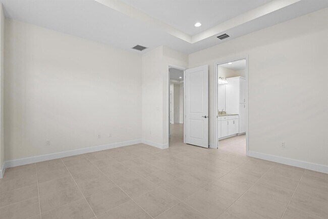 Building Photo - 14184 Lacebark Ln