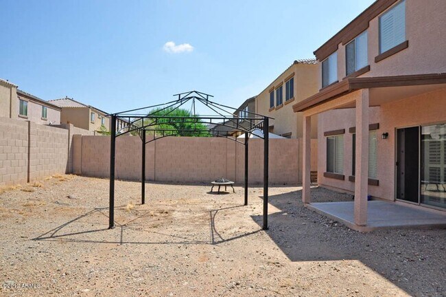 Building Photo - Charming 4 Bed 3 Bath Home in Norterra Area
