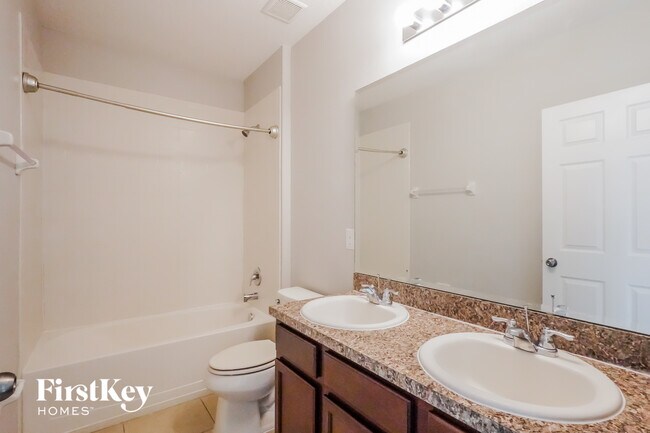 Building Photo - 644 Black Eagle Dr