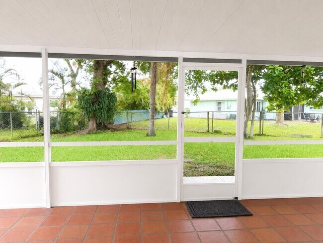 Building Photo - 4538 Albedo St