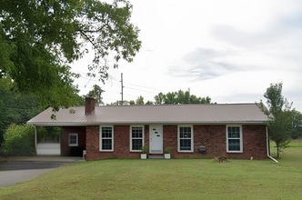 Exterior - 1235 E Broad St
