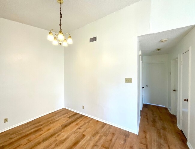 Building Photo - 2-Bedroom Duplex Near Highway 78- Pet-Friendly with Fenced Yard! SECTION 8 ACCEPTED