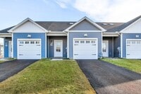 Building Photo - 216 S Center St