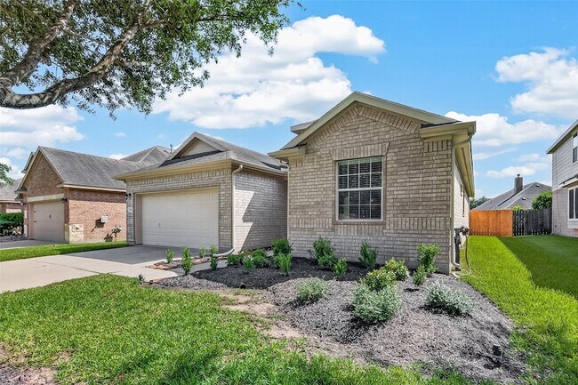 Building Photo - 9118 Cavalier Ln