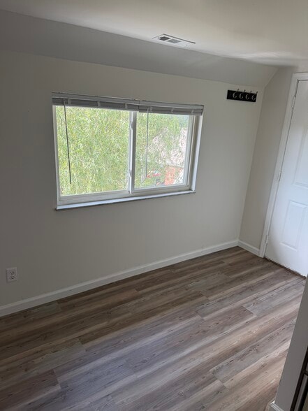 Building Photo - 34 Monel Ave