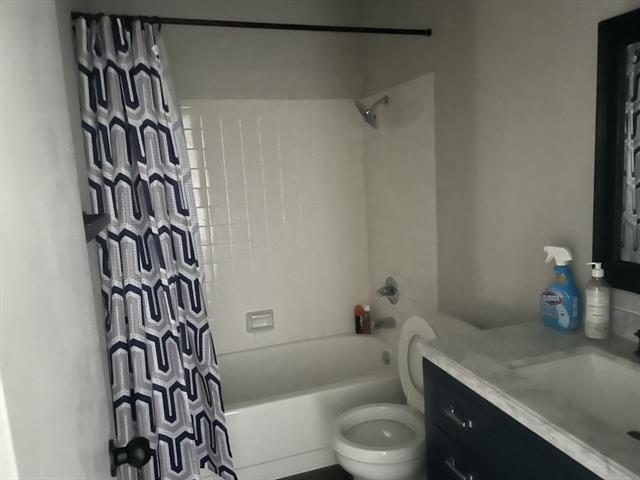 Building Photo - 5310 Keller Springs Rd