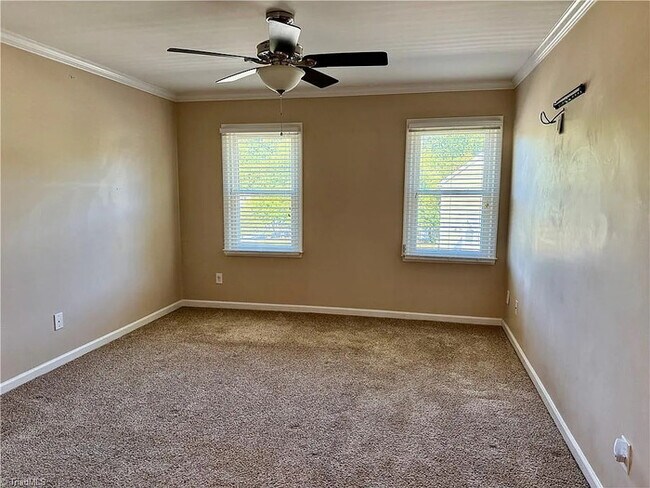 Building Photo - Earn Wealth While Leasing - Like a Homeown...