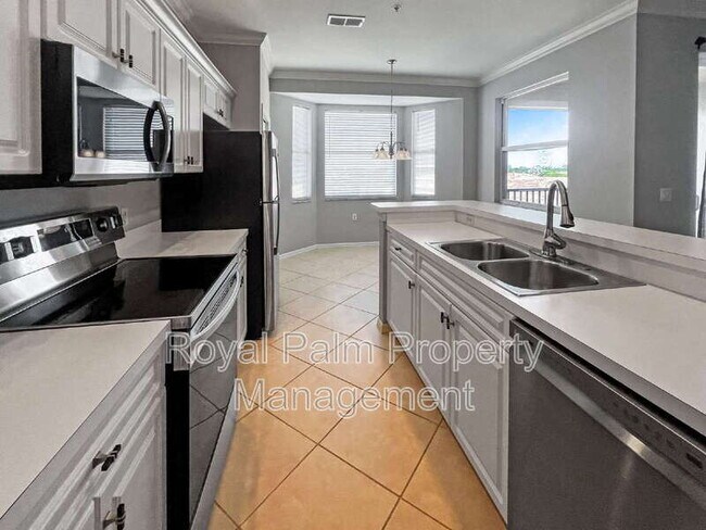 Building Photo - 8550 Kingbird Loop