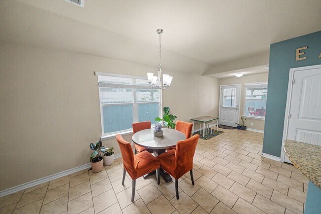 Building Photo - Spacious 4-Bedroom Retreat in Desirable Miller Ranch - Realtor Commission: $500