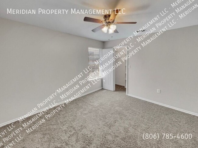 Building Photo - 531 N. Clinton-