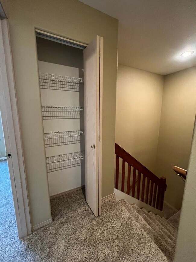 Building Photo - Rent Special: 1/2 Off First Full Months Rent