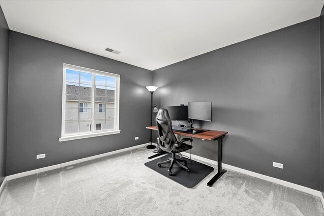 Building Photo - 861 Pheasant Trail