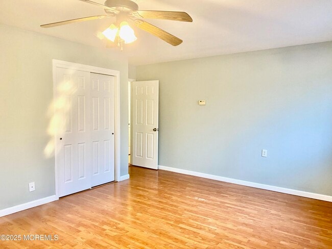 Building Photo - 20 St Kitts Dr