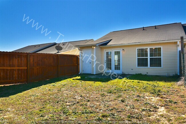 Building Photo - 119 Linville Ct, Lexington, SC 29073