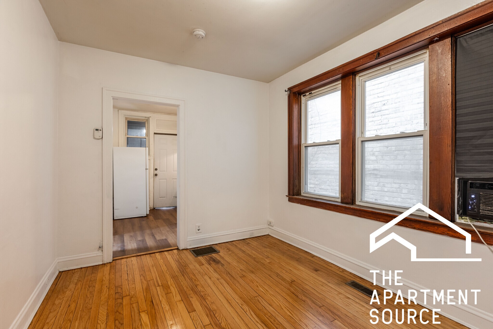 Building Photo - 6855 W Addison St