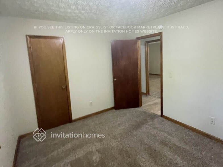 Building Photo - 202 Valley Brook Dr
