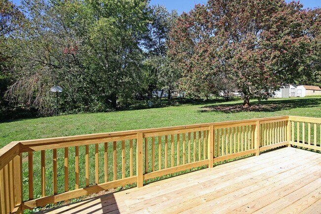 Building Photo - Updated Small Pet-Friendly Crozet Home