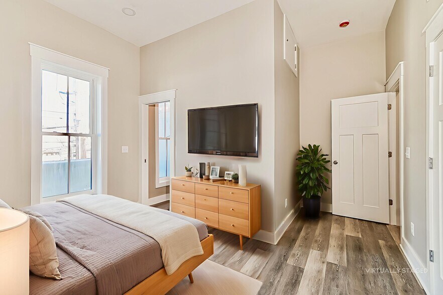 Building Photo - 1600 Bardstown Rd