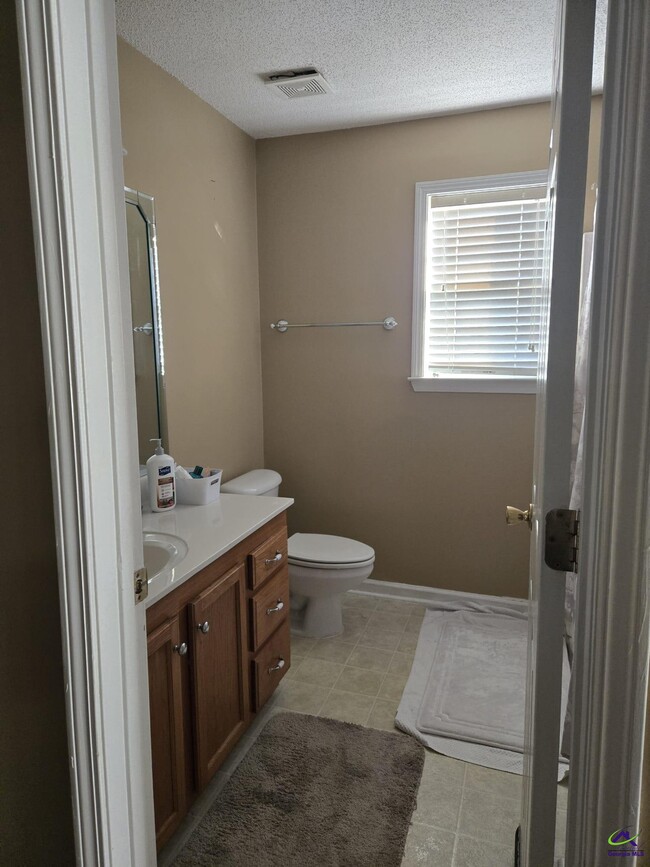 Building Photo - 101 Gailey Ct