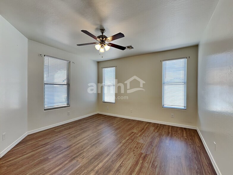 Building Photo - 6808 W Ridgeline Rd