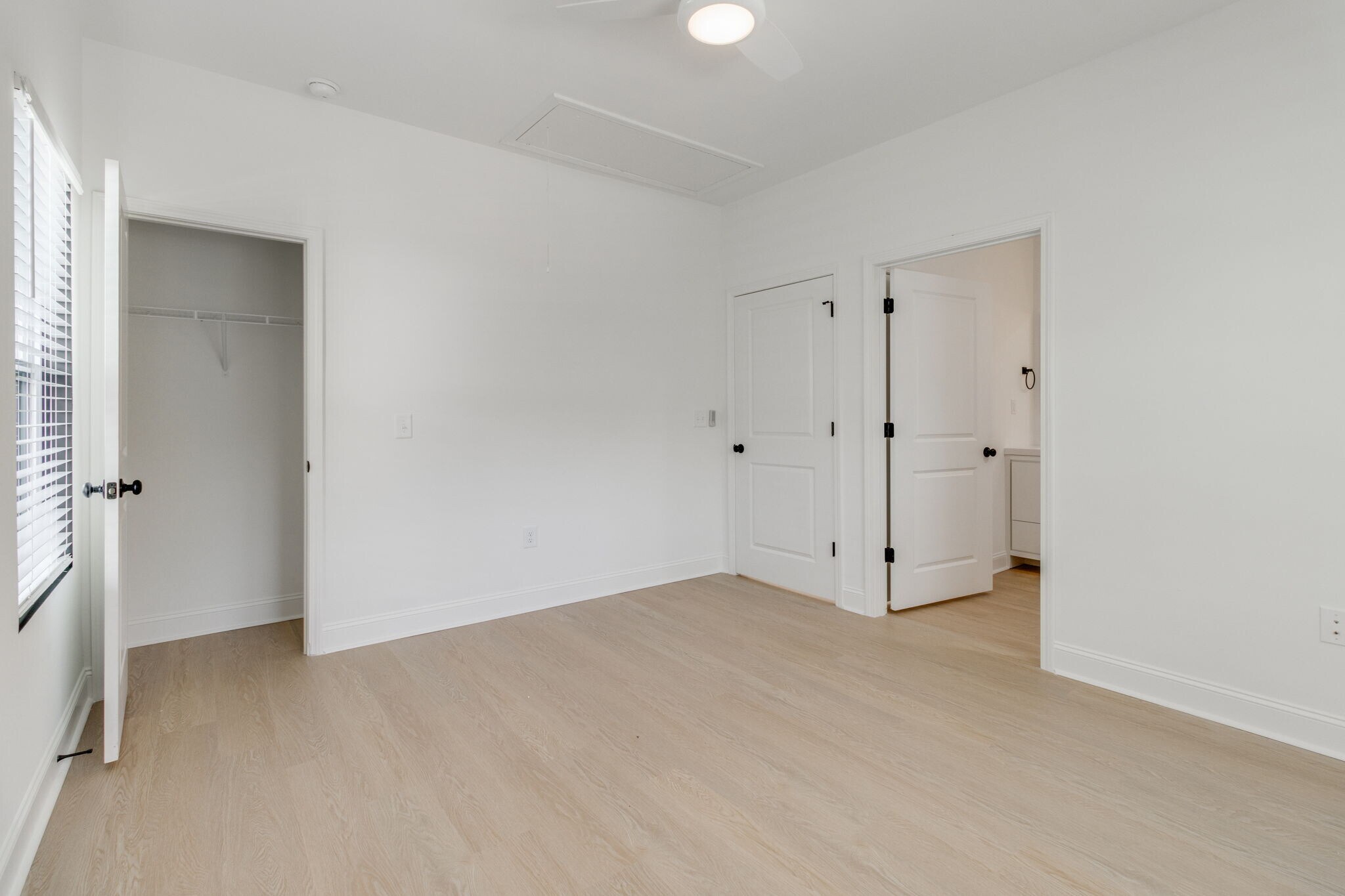 Building Photo - 133 Harden St