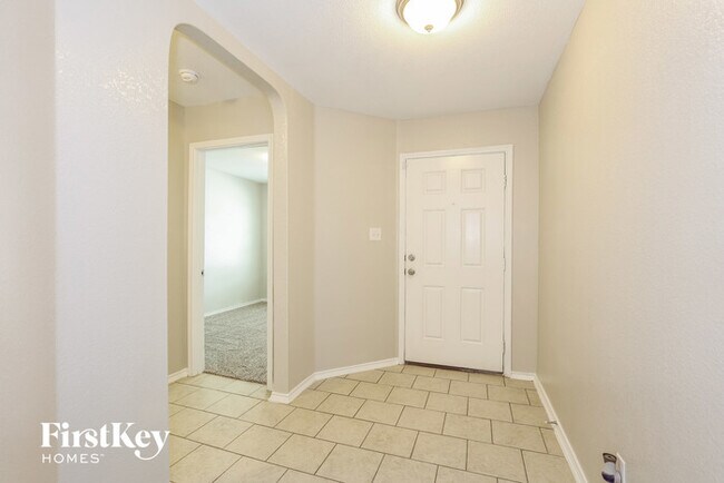 Building Photo - 7214 Pandora Wy