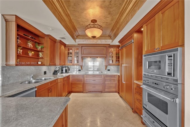 Building Photo - 2244 Fisher Island Dr
