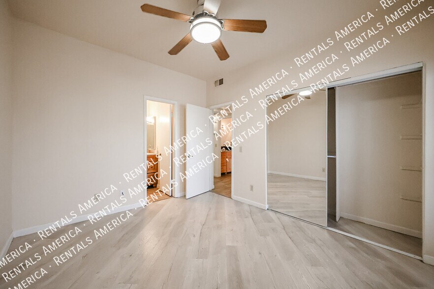 Building Photo - 11666 N 28th Dr