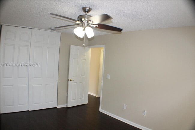 Building Photo - 4955 SW 166th Ave