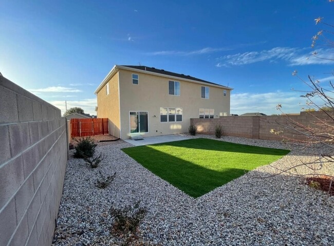 Building Photo - 873 S 110 W