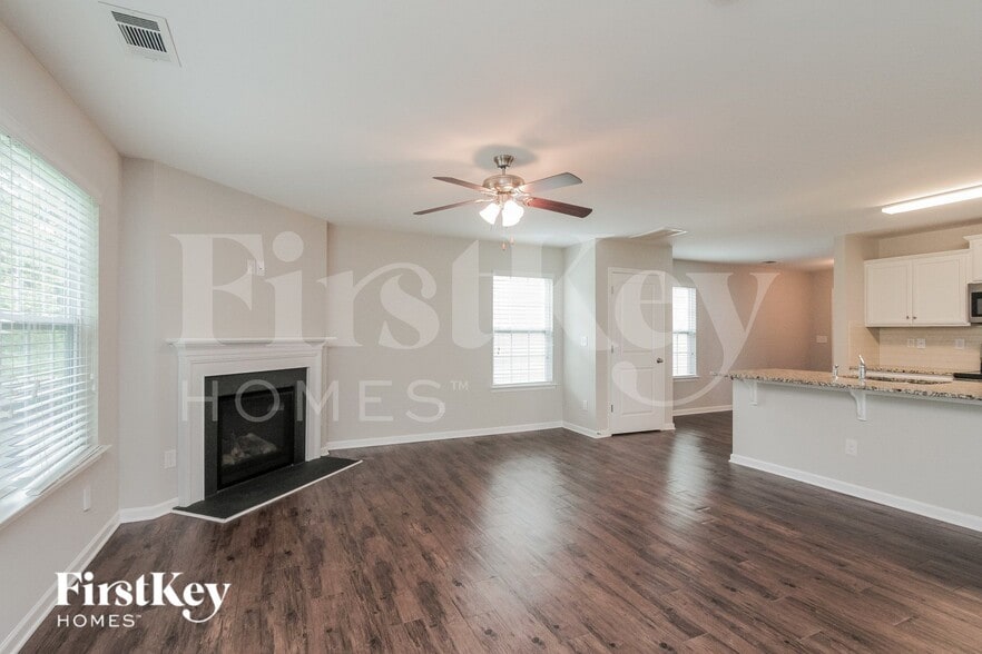 Building Photo - 6806 Broad Valley Ct