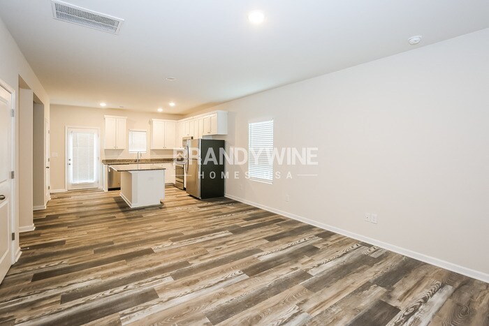 Building Photo - 309 Centre St