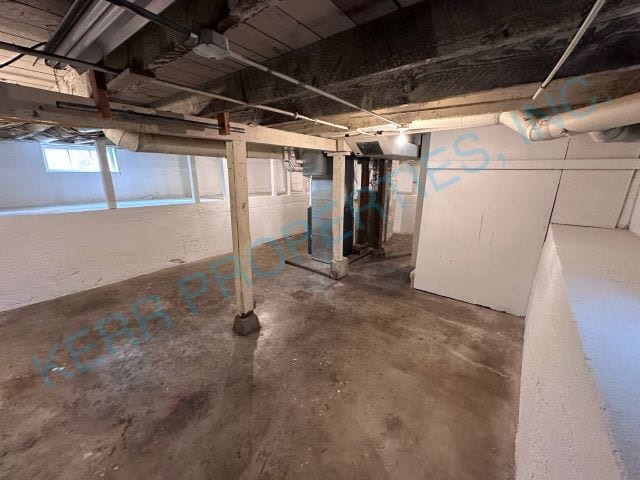 Building Photo - 6809 SE Drew St