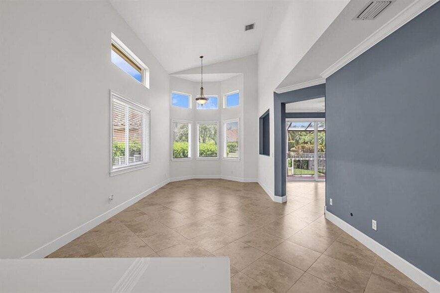 Building Photo - 12571 NW 57th Ct