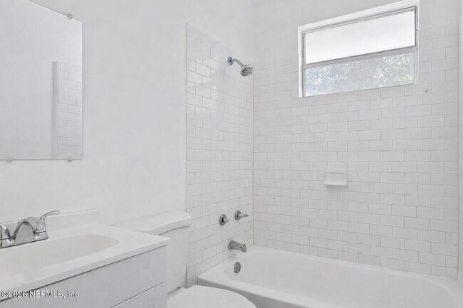 Building Photo - 1534 Morgan St