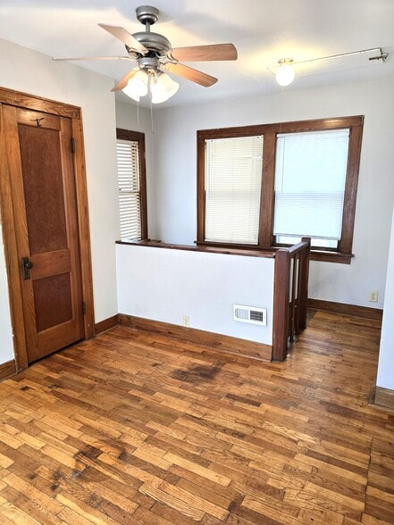 Building Photo - 224 N 13th St